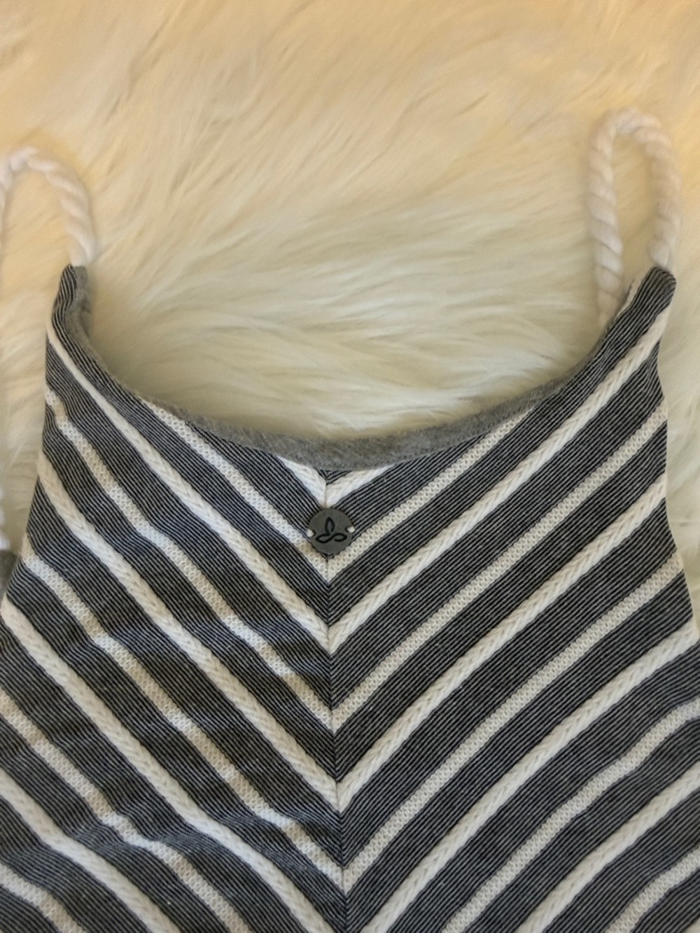 Prana Striped A-Line Dress Size Large Gray White Chevron Sleeveless - Picture 7 of 7